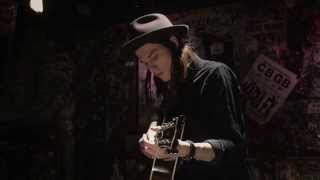 Vignette de la vidéo "James Bay "Scars" (Acoustic)"