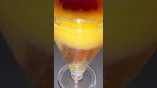 Gelatina de fresa 🍓 Gelatina de naranja 🍊 zumo de melocotón 🍑 fresquito 😋