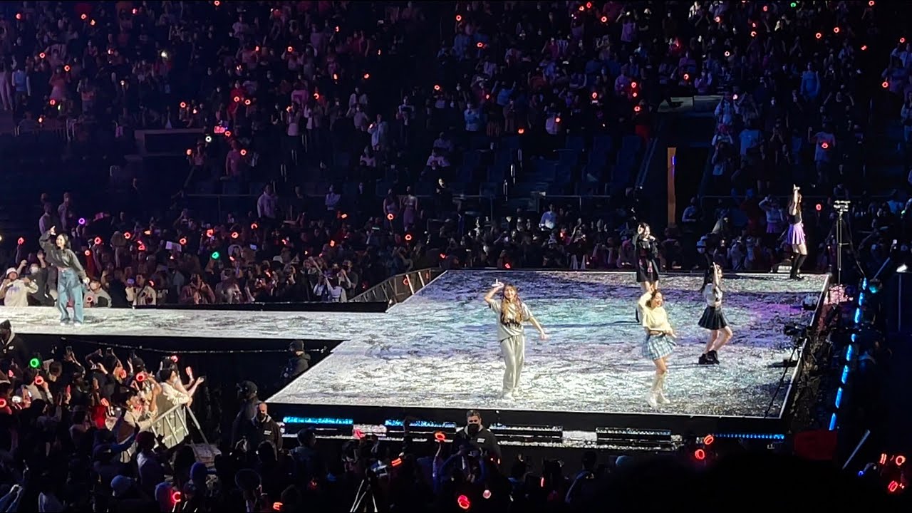 TWICE 4TH WORLD TOUR IlI - Signal - New York UBS Arena - 02262022 - DAY 1