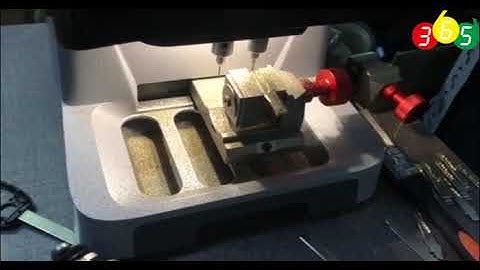 CG Godzilla Key Cutting Machine cut BMW 116 HU92RP key -obdii365