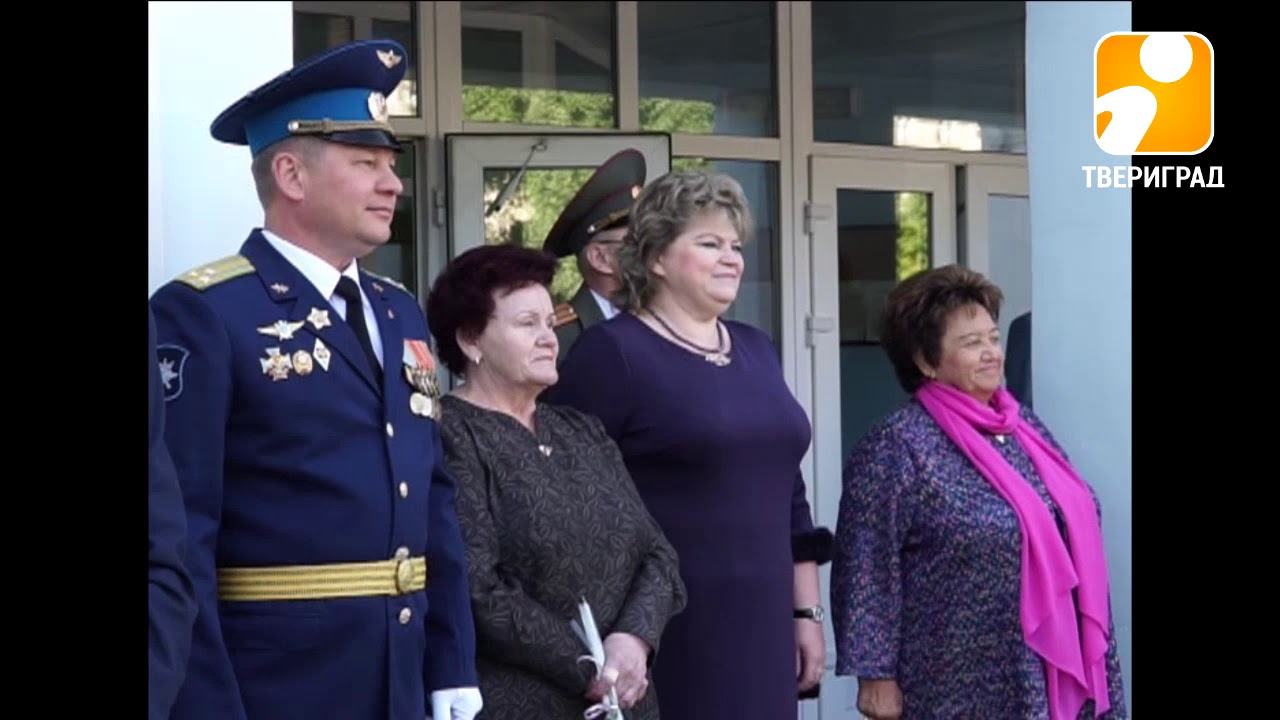 1 сентября в 19 школе Твери.