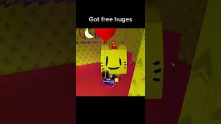 Pet Sim 99 Free huges bug #shorts #roblox #trending #fyp #fypシ #pets #petsim99 #new #funny #free