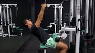 Pulldown - Lean 45° - Medium Grip - Semi-Pronated