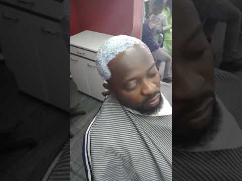 le coiffeur de stars LD dilandos avec ugore2 minute