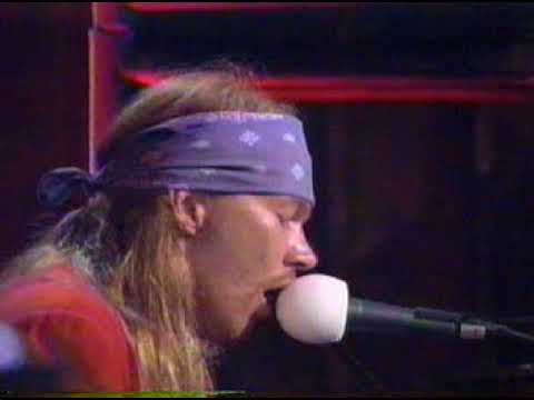 Guns N Roses Ft Elton John - November Rain  (Live)