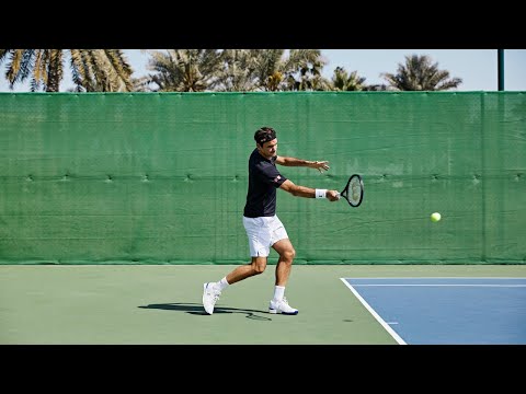 On | Roger Federer's unique competition tennis shoe