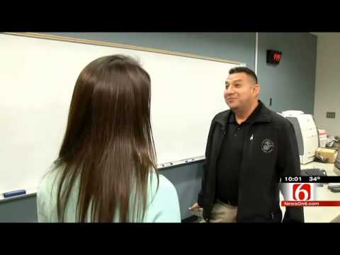 Oklahoma Security Guards Allowed To Carry Guns - YouTube