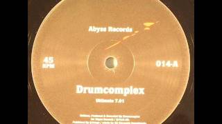 Miniatura de vídeo de "Drumcomplex - Ultimate"