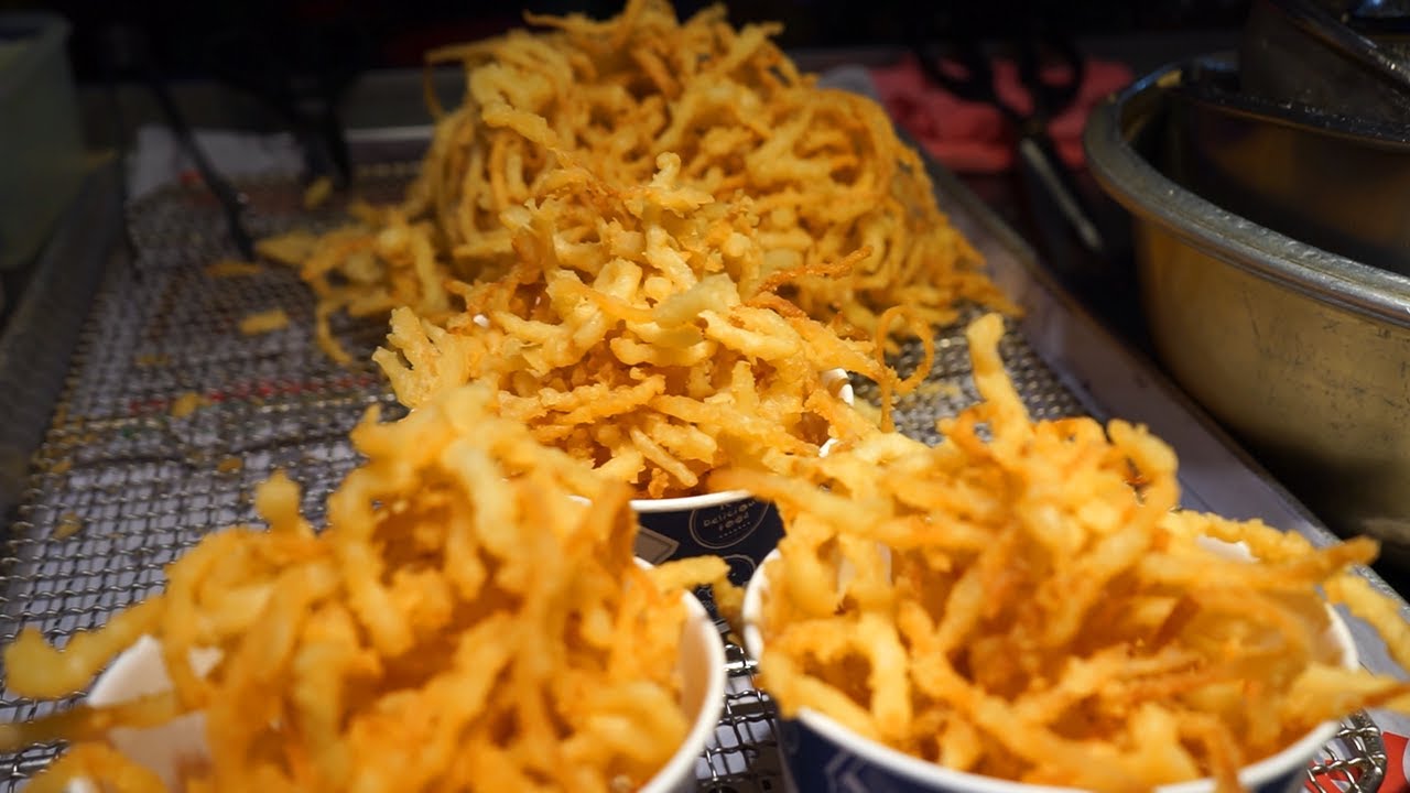 멈출 수 없는 맛 ! 마약오징어(진미채튀김) / Fried Dried Squid / Korean Street Food - YouTube