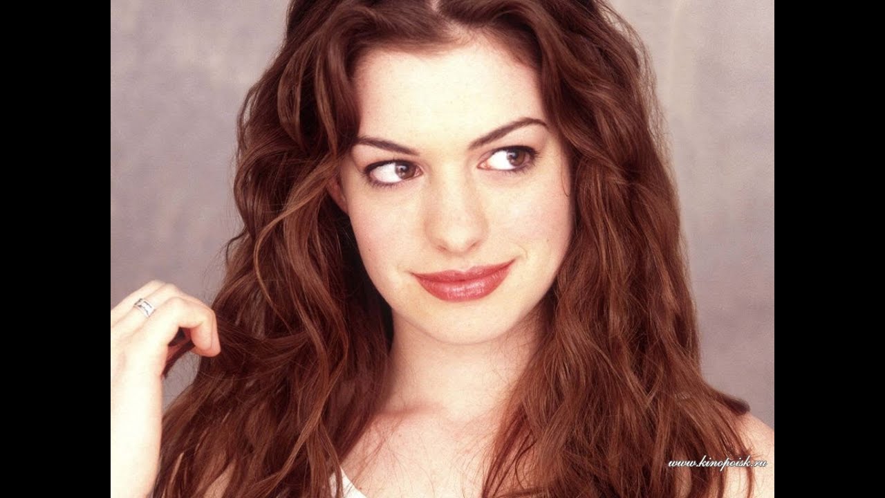 Anne Hathaway Photo Gallery