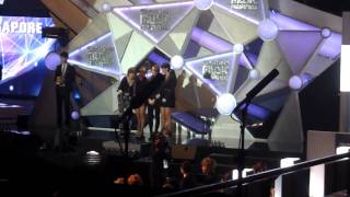 Super Junior congratulating Huhgak for Best New Artist