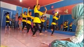 Vaulin latihan tari batok (pemula)
