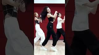 ITZY(있지) CAKE Dance Practice Mirrored shorts