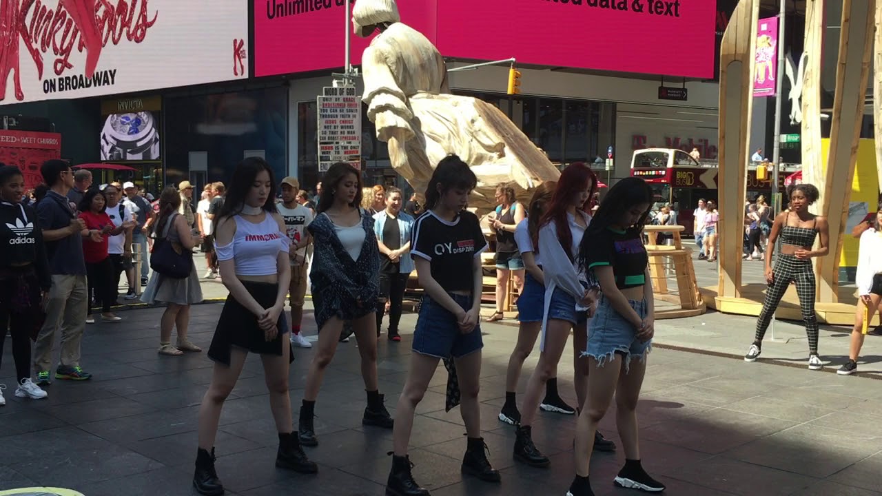 G-IDLE dances to APES**T in Times Square