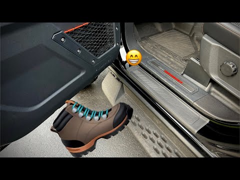 Bronco 4Dr 2021-2025 Tufskinz Bronco Logo Door Sill Protector Kit