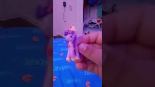 godzilla meets my little pony just dance