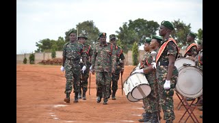 Mkuu wa Majeshi Akagua Gwaride la Askari Wapya wakati wa Kufunga Mafunzo-RTS Kihangaiko