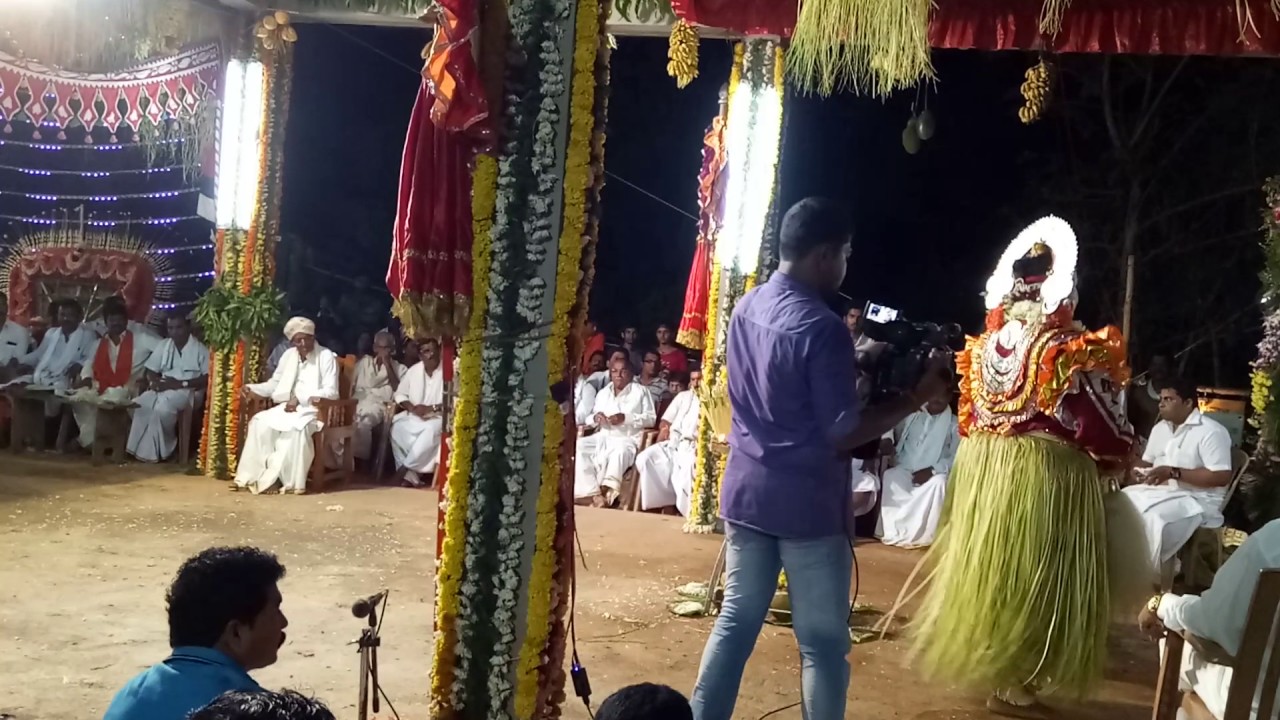 Rekke eddare saake (ರೆಕ್ಕೆ ಇದ್ದರೆ ಸಾಕೆ..)by Alevoor Udaya Sherigar