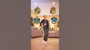 Thumbnail of Harry Potter Inspired Outfits Transition Video 🧙 - Liz Sanchez