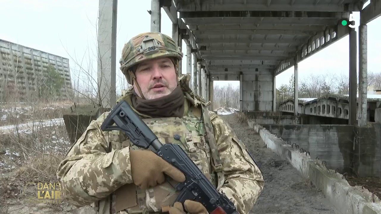 Comment les ukrainiens se préparent à la guerre - reportage 