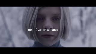 AURORA - Runaway (Spanish Lyric Video)