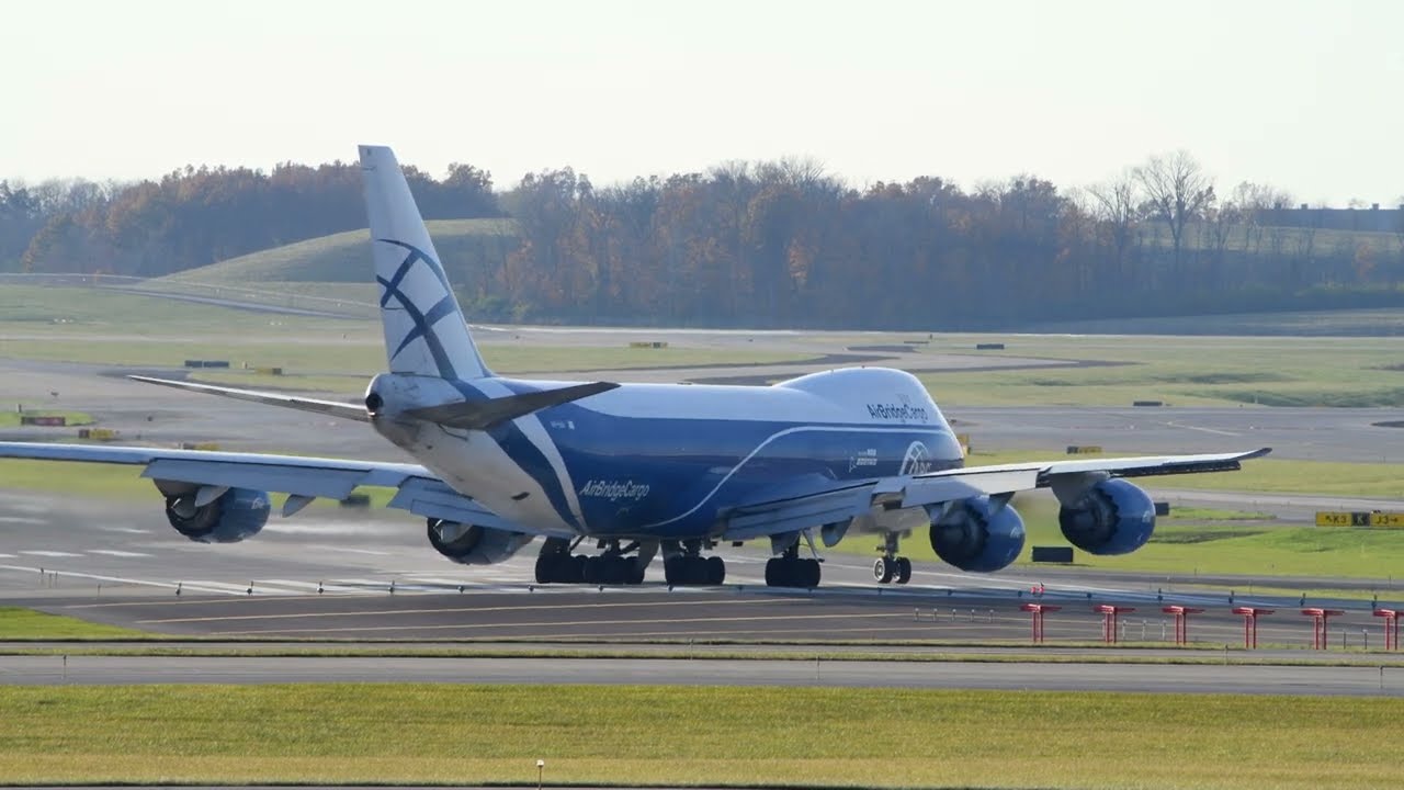 4K) AirBridgeCargo 747-8F Takeoff Out of CVG - YouTube