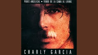 Vignette de la vidéo "Charly Garcia - Superhéroes"