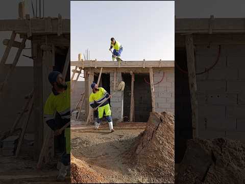 رش البطون على السقف بسكليرا بسهولة رش البطون اعمال البناء المغرب العقار الوظيفة الحرفيين