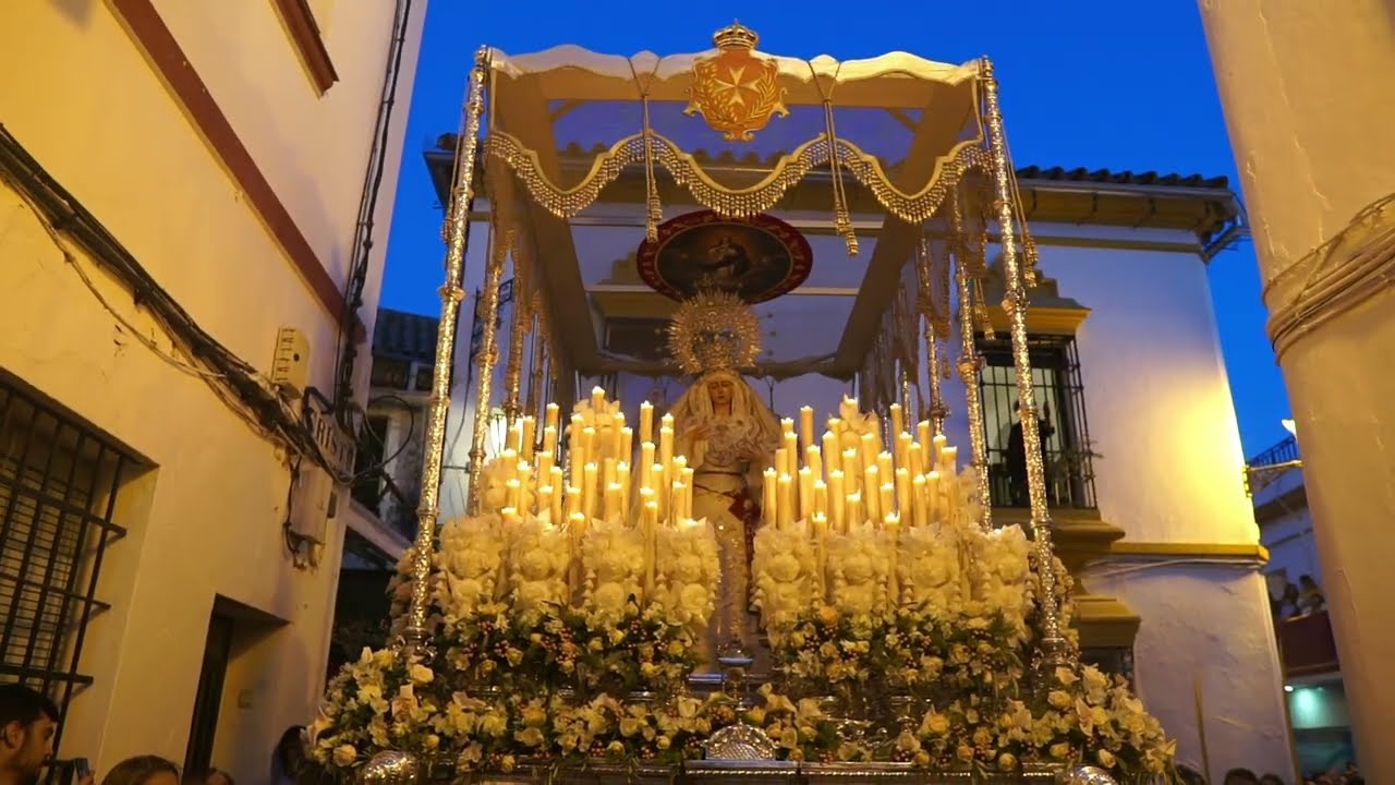 2022. María Santísima de la Paz. Calle Cristo.