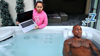 DAD'S MACBOOK PRO IN OUR HOT TUB PRANK!! DAD'S MACBOOK PRO IN OUR HOT TUB PRANK!!