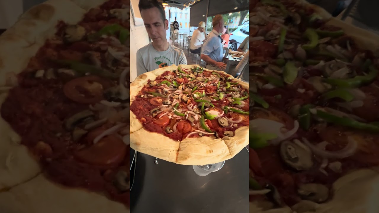We Just Love Vegan Pizza at Vinny Van GoGo’s
