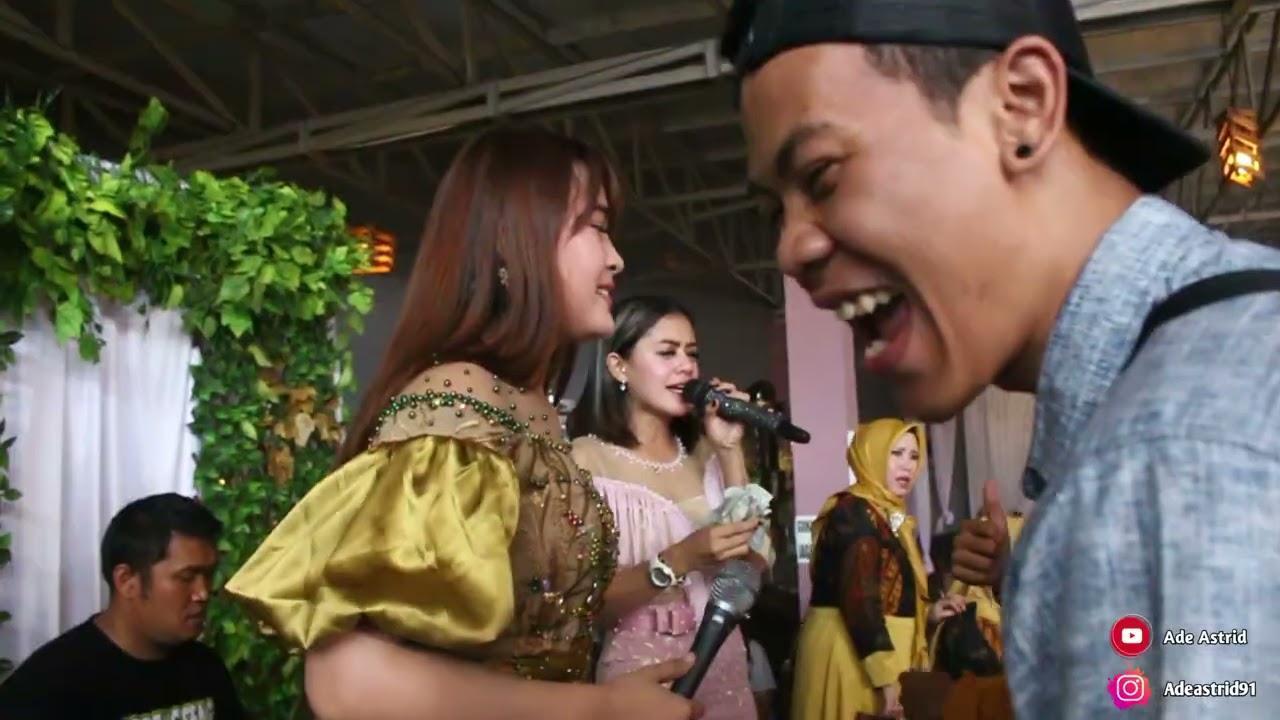 ADE ASTRID - BEBENDE MEDLEY DOMBA KURING LIVE SHOW GERENGSENG TEAM
