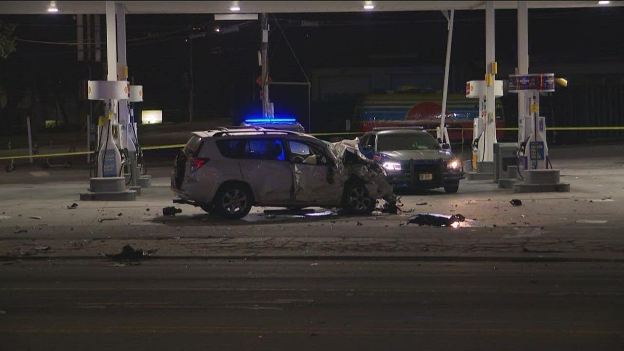 Car Accident On Northside Drive - Maxresdefault