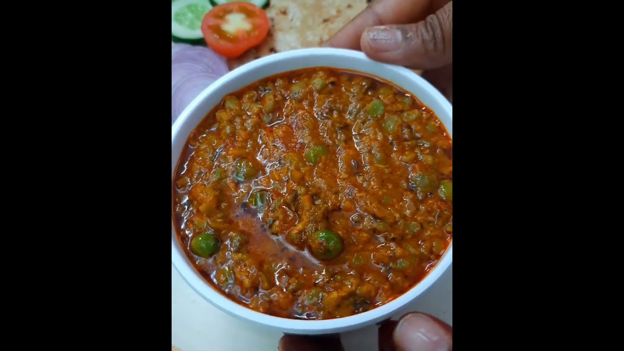 टिफिनसाठी साधी सोपी पण चवीला अप्रतिम लागणारी भन्नाट भाजी | tiffin bhaji recipe | matar paneer recipe