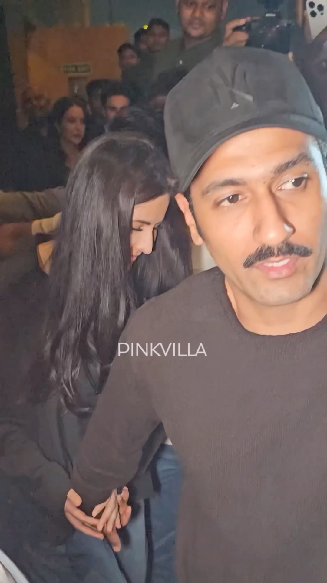 Vicky Kaushal is such a PROTECTIVE HUSBAND? | Katrina Kaif | #shorts #couplegoals #bollywood