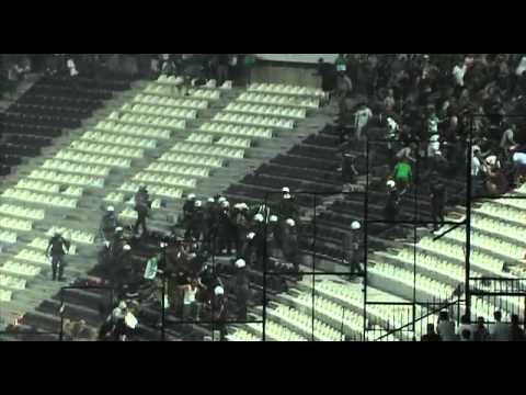 Fan Riots PAOK Thessaloniki vs Rapid Wien 23 August 2012