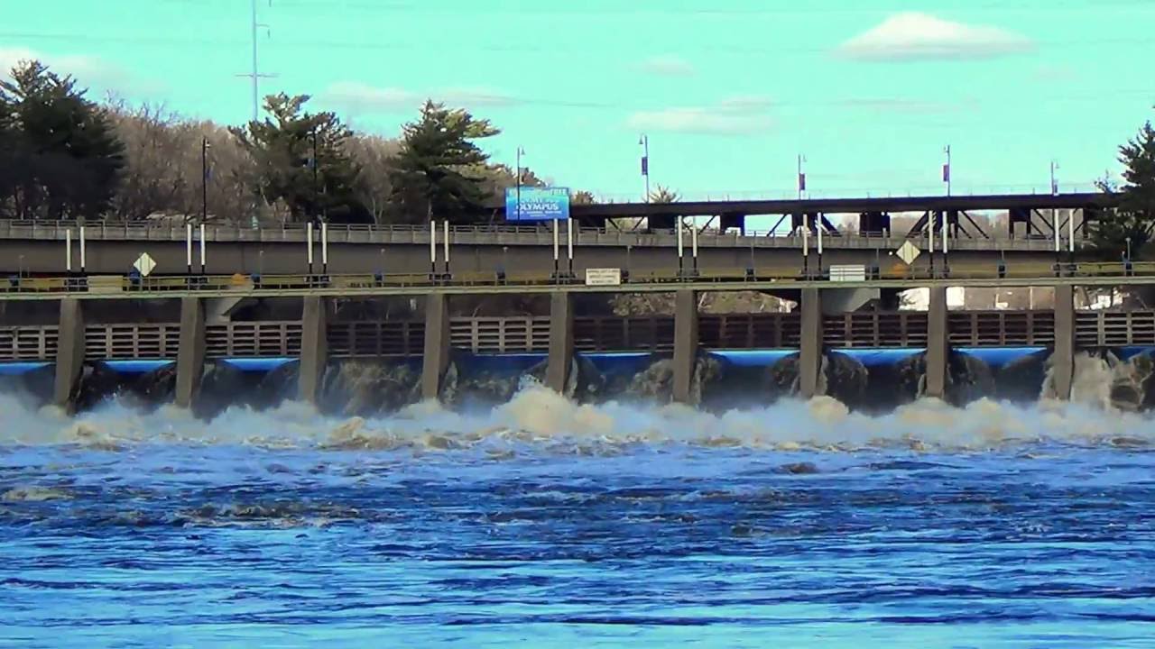 Wisconsin Dells Dam On The River Image Free Stock Photo