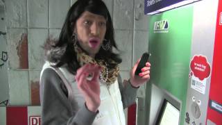 Zeynep Vs. Fahrscheinautomat- Frankfurter Kle