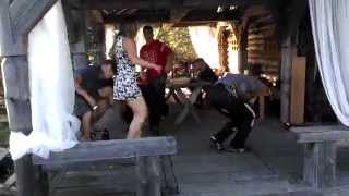 Russian girl fights with drunk dudes