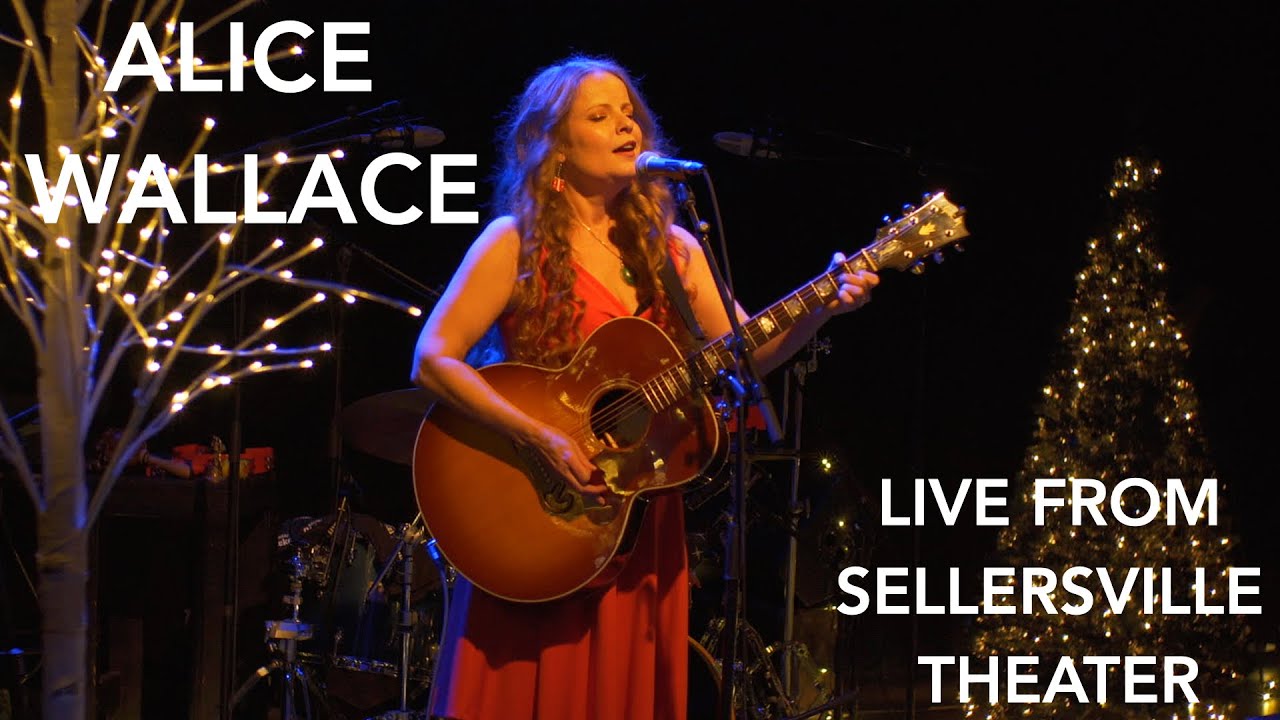 Концерт Элис Уоллес в театре Селлерсвилл 13 декабря 2025 года.