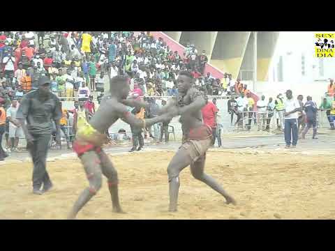 TAPHA NDIANE 2 VS NDIACK LE MAGICIEN LUNDI 6 JUIN 2022 MOMO PRODUCTION