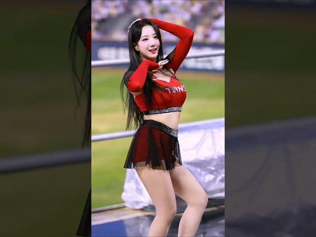 ????여진이는 내 심장도 때려..✨"러브어택"????리센느3????서여진 Seo Yeojin 치어리더 직캠 fancam