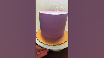 Can you guess what theme the cake is at first?! 🫣🧹🧡🧙‍♀️#cake#decoration#guess#sweet #delicious