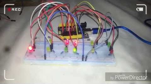 Proyecto con Arduino Semaforo de cuatro calles