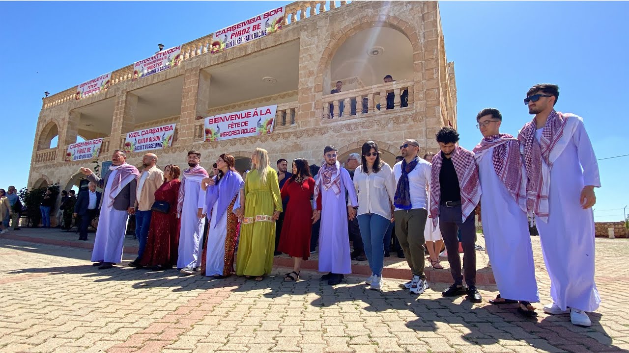 Ezidiler, 'Çarşema Sor Bayramı'nı Midyat’ta büyük bir coşkuyla kutladı