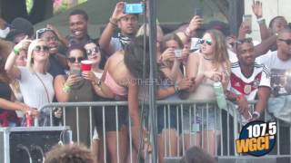 Malia Obama Dances To Bryson Tiller At Lollapalooza