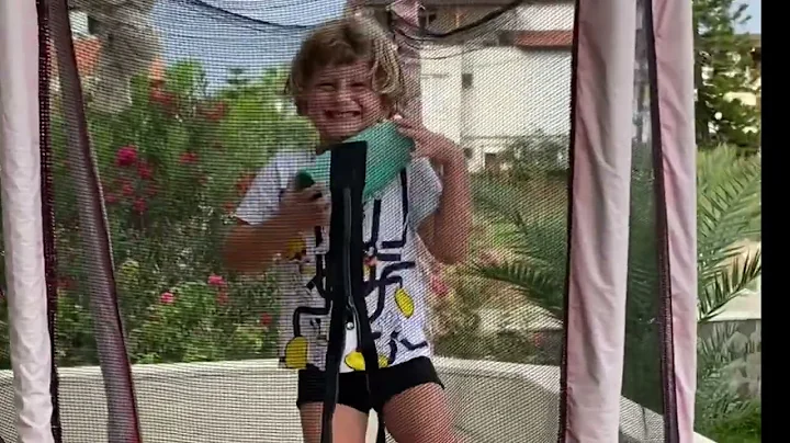 #trampoline with Lily and Leon #jumping #kidsvideo...