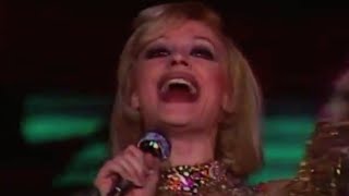 Raffaella Carrà - Puisque tu l'aimes dis-le lui LIVE (1977)