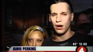 Man rushes into fire and saves 10 lives