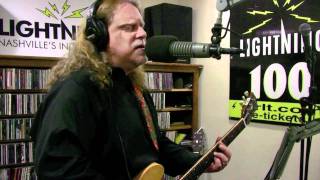 Warren Haynes - River&#39;s Gonna Rise - Live in studio at Lightning 100